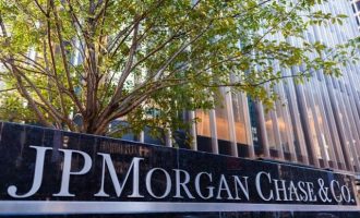 Μήνυση στη JP Morgan για ρατσισμό υπέβαλε Αφροαμερικανός χρηματιστής