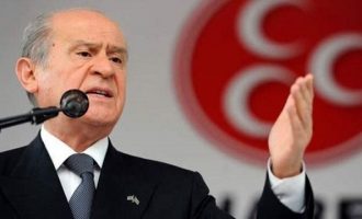 Παραλήρημα Μπαχτσελί: Η Ελλάδα σχεδιάζει εισβολή στην Τουρκία – «Η Ελλάδα δεν πρόκειται να γλιτώσει»
