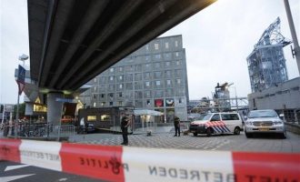 Σοκ στην Ολλανδία – Λεωφορείο έπεσε σε ανθρώπους έξω από συναυλία – Ένας νεκρός