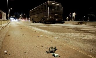 Εισαγγελέας για την επίθεση με μολότοφ εναντίον των ΜΑΤ
