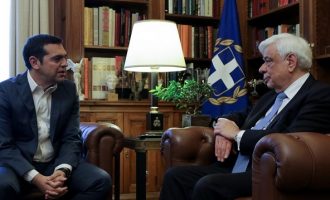 Τσίπρας σε Παυλόπουλο: Πετύχαμε καλή συμφωνία  με erga omnes και συνταγματική αναθεώρηση
