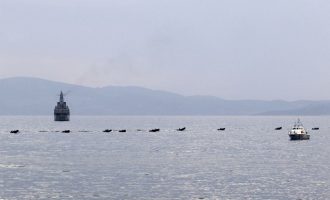 Πώς «χτένισαν» τα σκάφη τη θάλασσα στη Ραφήνα για να βρουν επιζώντες (βίντεο)