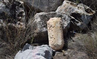 Βρέθηκε αρχαιολογικός «θησαυρός» κρυμμένος ανάμεσα σε πέτρες στην Εύβοια