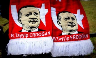 Ο Ερντογάν οδηγεί την Τουρκία σε πλήρη περιορισμό των ατομικών δικαιωμάτων