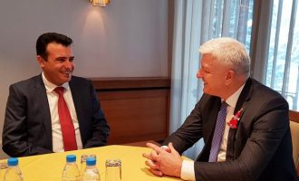 Ο Πρόεδρος του Μαυροβουνίου έπαψε να λέει τα Σκόπια «Μακεδονία» και τα αποκάλεσε «Βόρεια Μακεδονία»