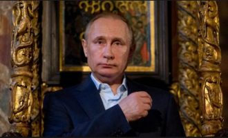 Αποκάλυψη ΣΟΚ! Με μαύρο χρήμα Ρώσοι πράκτορες και καλόγεροι προσπάθησαν να ρίξουν την κυβέρνηση