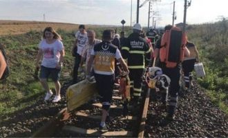 Στους 24 οι νεκροί από τον εκτροχιασμό του φονικού τρένου στην Τουρκία