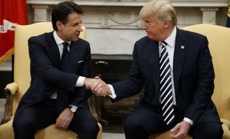 Ο Τραμπ επαίνεσε την μεταναστευτική πολιτική της Ιταλίας