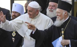Πάπας Φραγκίσκος και Οικουμενικός Πατριάρχης Βαρθολομαίος ενώνουν τις φωνές τους για ειρήνη στη Μέση Ανατολή
