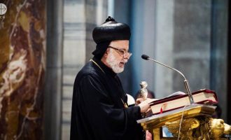 Ασσύριος Αρχιεπίσκοπος: «Οι χριστιανοί του Ιράκ ζητάμε διεθνή ειρηνευτική δύναμη για την προστασία μας»