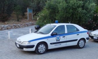 Θρίλερ με τον θάνατο 25χρονο Έλληνα στα βράχια του Φιλοπάππου