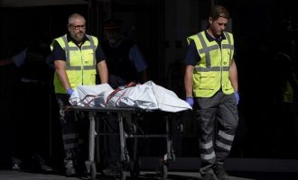 Καταλανή αστυνομικός σκότωσε τζιχαντιστή που εισέβαλε με μαχαίρι σε Αστυνομικό Τμήμα