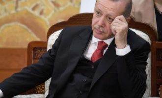 Η Τουρκία «ελπίζει» να τη «σώσει» ο Τραμπ – Η Ουάσιγκτον όμως είναι έξαλλη