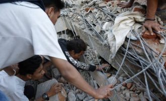 Νέος ισχυρός σεισμός χτύπησε την Ινδονησία – Κατέρρευσαν κτίρια