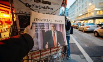 Τουλάχιστον 100 αμερικανικές εφημερίδες ετοιμάζουν ομοβροντία εναντίον του Τραμπ