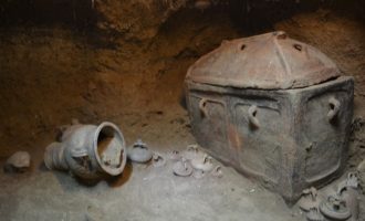 Ασύλητος τάφος του 1400-1200 π.Χ. βρέθηκε στην Ιεράπετρα της Κρήτης (φωτο)
