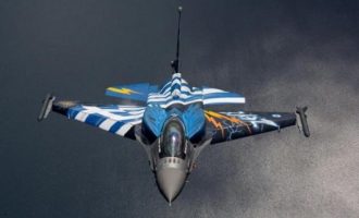 Έλληνας πιλότος F-16 «μάγεψε» του θεατές σε διεθνή αεροπορική επίδειξη στο Βέλγιο (βίντεο)