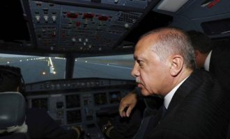 Δήλωση Ερντογάν εν πτήσει «γκρεμίζει» τη μετοχή τράπεζας της Τουρκίας
