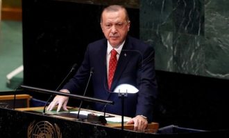 Παραλήρημα Ερντογάν στον ΟΗΕ: Απείλησε τις ΗΠΑ ότι θα νιώσουν θλίψη στο μέλλον από την τρομοκρατία