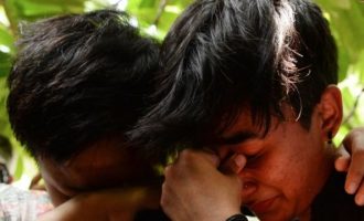 Ιστορική απόφαση: Η Ινδία νομιμοποιεί τον ομοφυλοφιλικό έρωτα