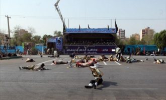 Το Ισλαμικό Κράτος ανέλαβε την ευθύνη για την πολύνεκρη επίθεση στην Αχβάζ του Ιράν