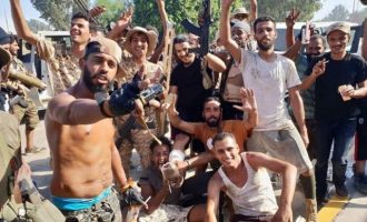 Έκκληση Γκουτέρες να σταματήσουν οι μάχες γύρω από την Τρίπολη της Λιβύης