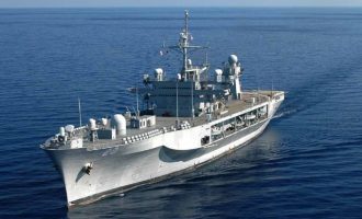 Η ναυαρχίδα του 6ου Στόλου «USS Mount Whitney» στο Λιμάνι της Θεσσαλονίκης για τη ΔΕΘ