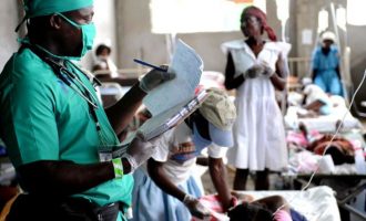 Θερίζει η χολέρα στη Νιγηρία – 16.353 κρούσματα από τις αρχές του έτους