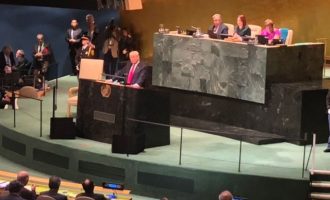 Ντόναλντ Τραμπ: Καλώ τη διεθνή κοινότητα να απομονώσει το Ιράν που απειλεί ΗΠΑ και Ισραήλ