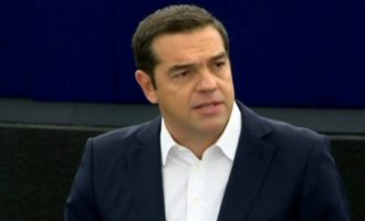 Τσίπρας στη WSJ: Δεν θα «πέσει» η κυβέρνηση ό,τι κι αν αποφασίσει ο εταίρος μου