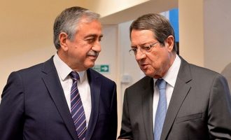 Ο κατοχικός ηγέτης Ακιντζί κάλεσε τον Αναστασιάδη σε συνάντηση για το Κυπριακό