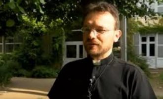 38χρονος ιερέας κρεμάστηκε στην εκκλησία μετά από κατηγορίες για κακοποίηση ανηλίκου