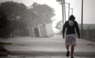 Συναγερμός στις ΗΠΑ για τον κυκλώνα «Μάικλ» – Ποιες πολιτείες θα χτυπήσει
