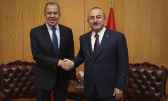 Λαβρόφ και Τσαβούσογλου μια γροθιά στη Συρία – Ρωσία και Τουρκία ευτυχισμένη συμμαχία