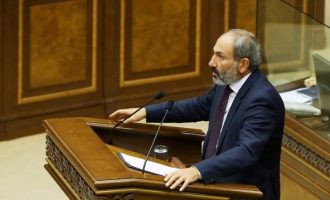 Πολιτική κρίση στην Αρμενία: Παραιτήθηκε ο πρωθυπουργός Νικόλ Πασινιάν