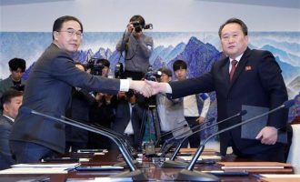 Βόρεια και Νότια Κορέα ανακοίνωσαν ότι ετοιμάζονται να συνδεθούν σιδηροδρομικά