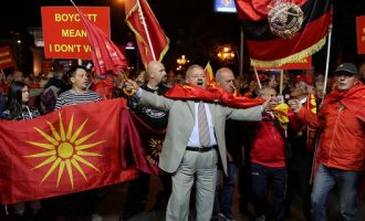 Καθηγητής Σέρμπος: Η αντιπολίτευση στα Σκόπια ενίσχυσε υπόγεια την αποχή