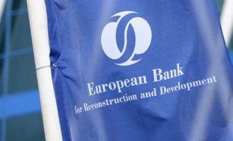 Η Ευρωπαϊκή Τράπεζα Ανάπτυξης επεκτείνει για 7 χρόνια τις επενδύσεις της στην Ελλάδα