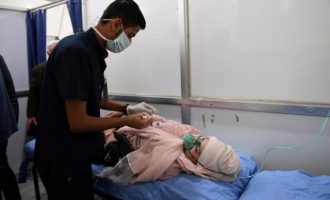 Εμανουέλ Μακρόν: Να ερευνήσει ο ΟΑΧΟ την επίθεση με χημικά στο Χαλέπι της Συρίας