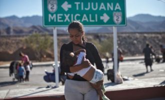 Πάνω από 4.000 μετανάστες έφθασαν στην Τιχουάνα του Μεξικό – Μια «ανάσα» από τις ΗΠΑ