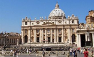 Το Ευρωπαϊκό Δικαστήριο βάζει τέλος σε ιστορικό προνόμιο της Ρωμαιοκαθολικής Εκκλησίας