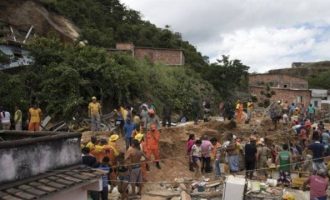 Ανέβηκαν στους 14 οι νεκροί από την κατολίσθηση βράχων στο Νιτερόι της Βραζιλίας (φωτο)