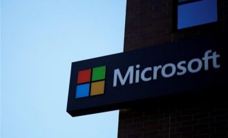 Η Microsoft «εκθρόνισε» προσωρινά την Apple