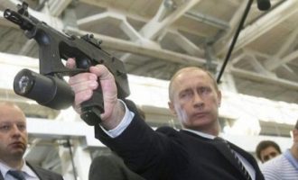 Ο Πούτιν έδωσε εντολή να φτιαχτούν «έξυπνοι» πύραυλοι και πολεμοφόδια