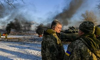 Αγριεύει η ουκρανο-ρωσική κρίση: Ο Ποροσένκο κάλεσε το ΝΑΤΟ να «στείλει πολεμικά πλοία»
