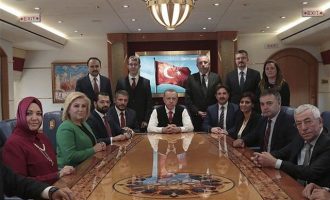 Το σενάριο του Τούρκου Μετίν Μουνίρ για να γίνει «εκλεκτός» του Ερντογάν αναστάτωσε την Κύπρο