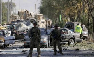 Μακελειό στο Αφγανιστάν: Τουλάχιστον 18 αστυνομικοί νεκροί σε ενέδρα των Ταλιμπάν
