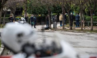 Θρίλερ στο Ζάππειο: Βρέθηκε κρεμασμένος άνδρας