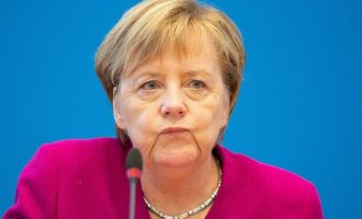 Πιέζουν τη Μέρκελ να παραιτηθεί μετά τις ευρωεκλογές