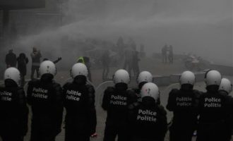 Συγκρούσεις στις Βρυξέλλες για το Σύμφωνο για τη Μετανάστευση